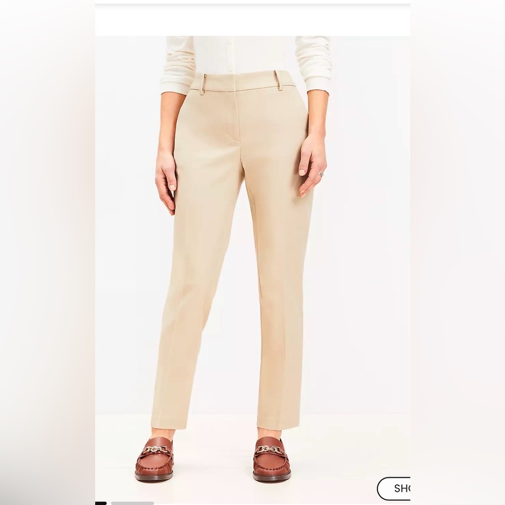 LOFT Women's Riveria Slim in Doubleweave. Color is soft wheat